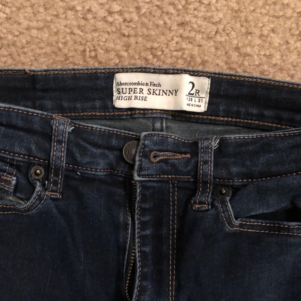 Abercrombie & Fitch High Rise Super Skinny Size 2R